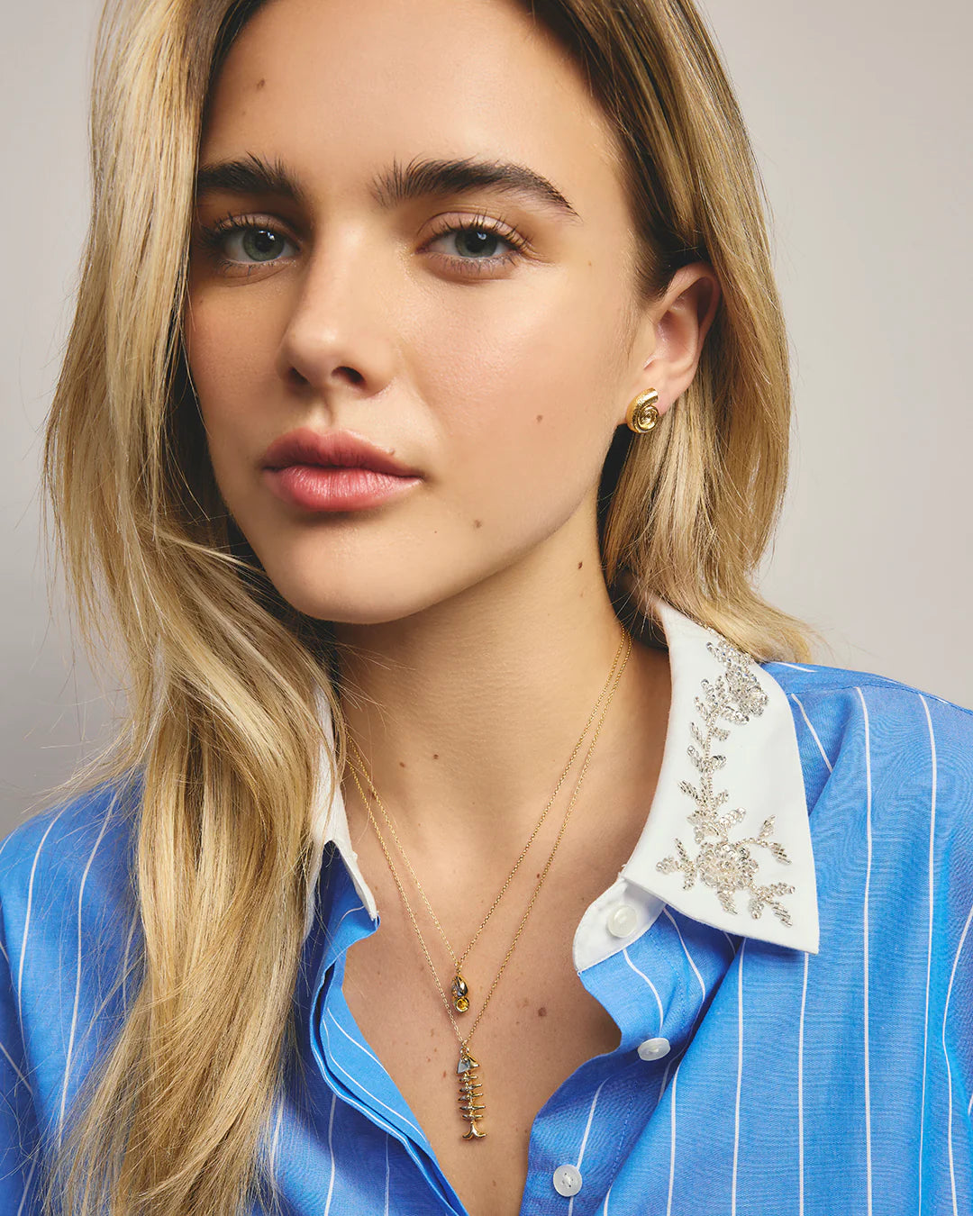 Chelsea Earrings - Gold