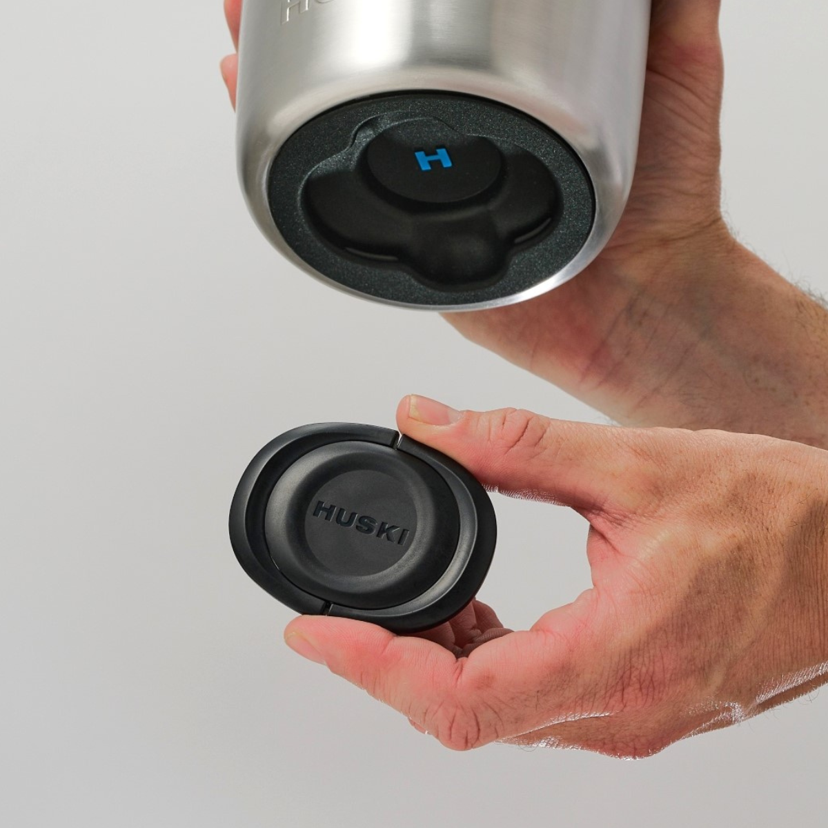 Huski BubbleLock™ Bottle Stopper - Roma Gift & Gourmet