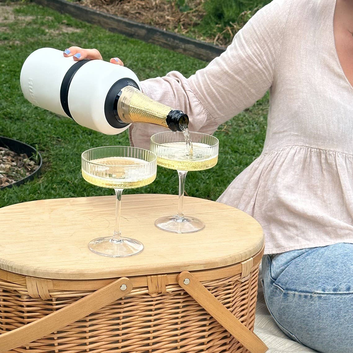 Huski Wine Cooler - White - Roma Gift & Gourmet
