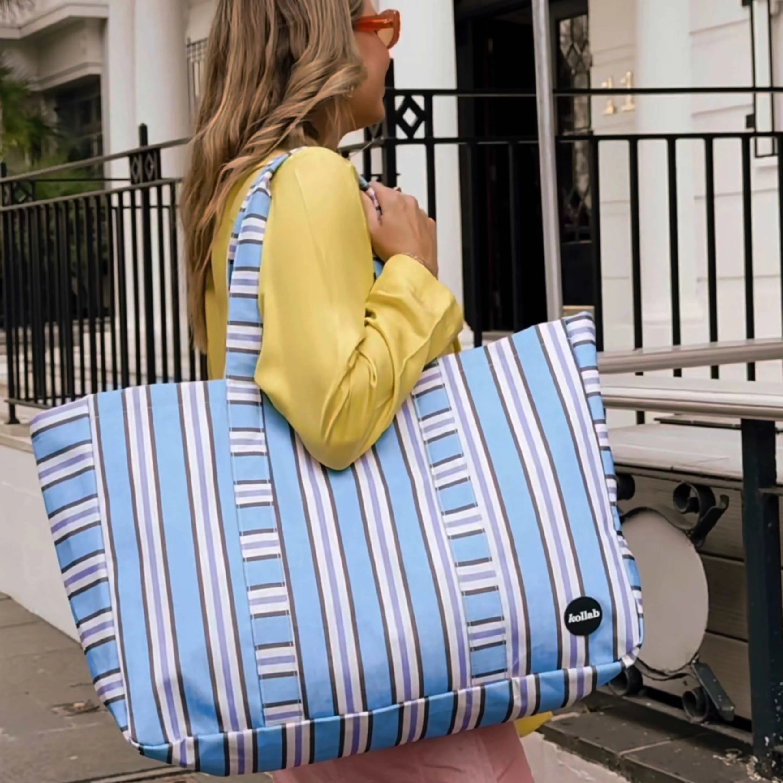 Carryall Cargo Choc Blue Stripe - Roma Gift & Gourmet
