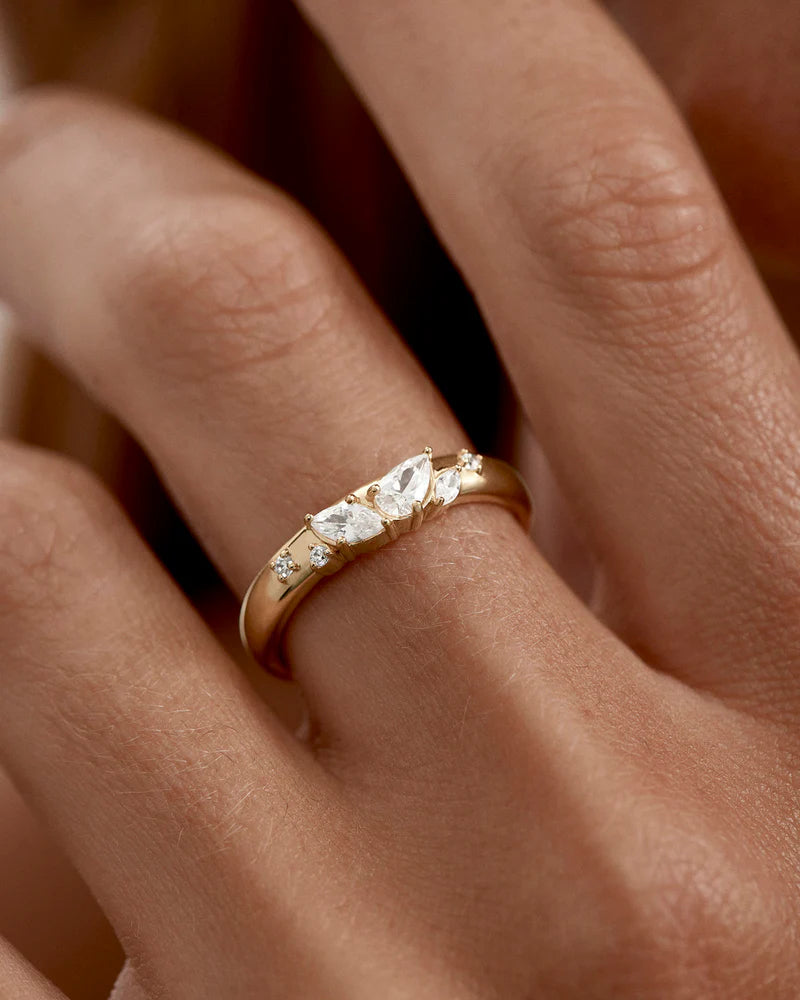 With Wings I Fly Ring - Gold - Roma Gift & Gourmet
