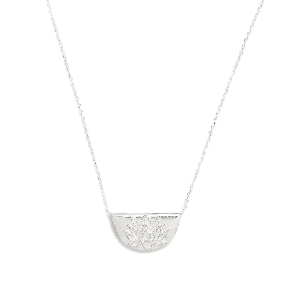 Silver Lotus Short Necklace - Roma Gift & Gourmet
