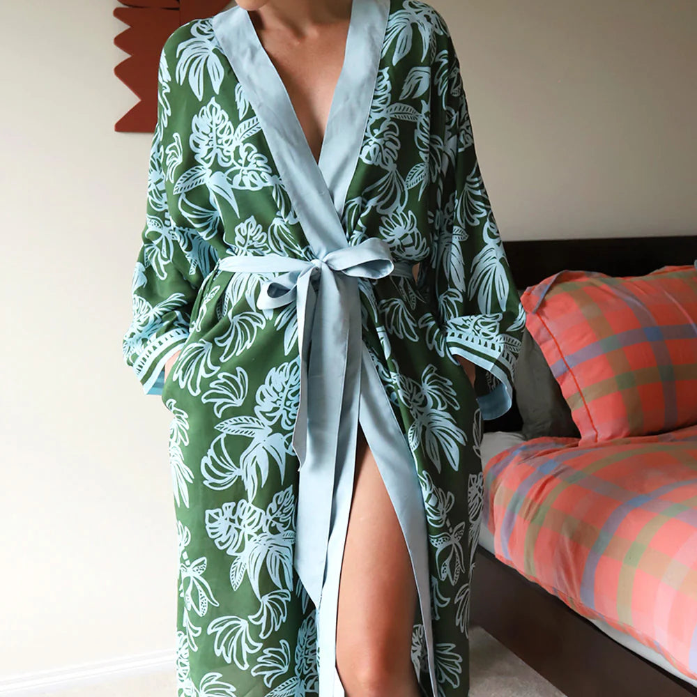 Monstera Robe