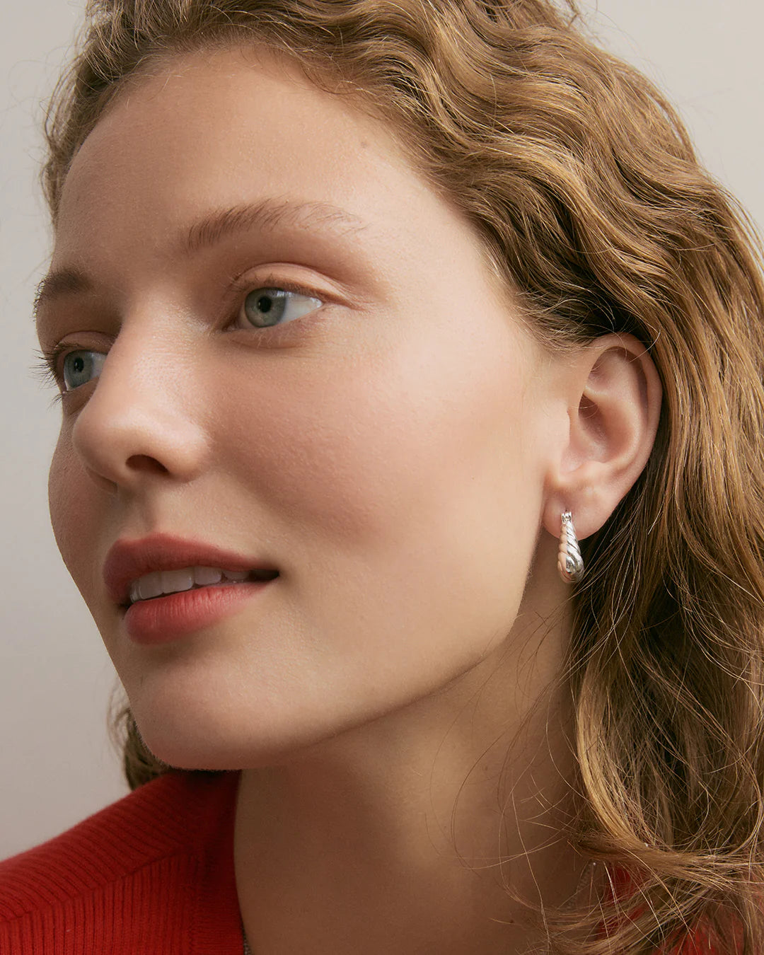Yuji Hoops - Silver - Roma Gift & Gourmet