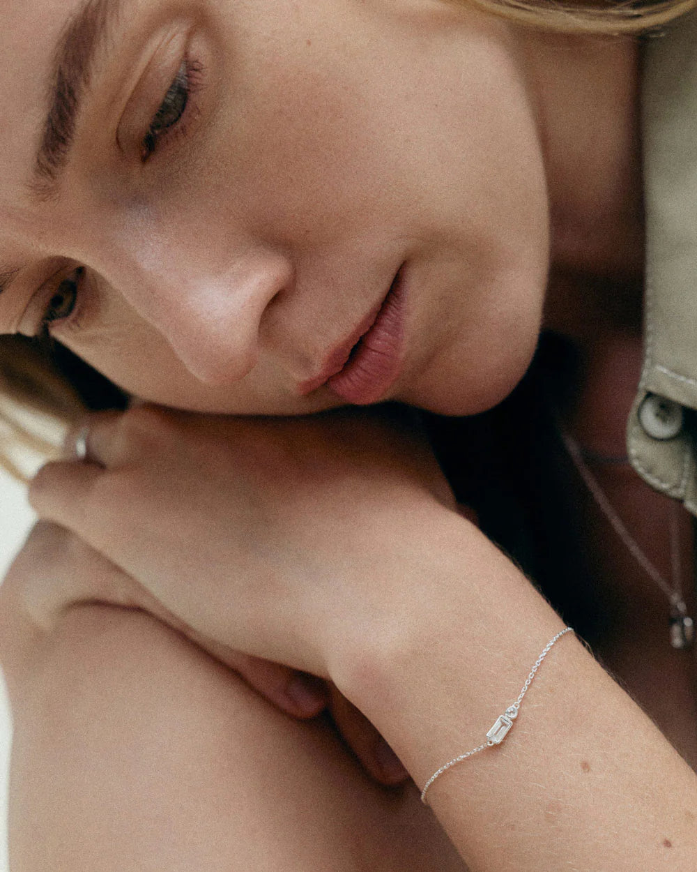 Vantage Topaz Bracelet - Roma Gift & Gourmet