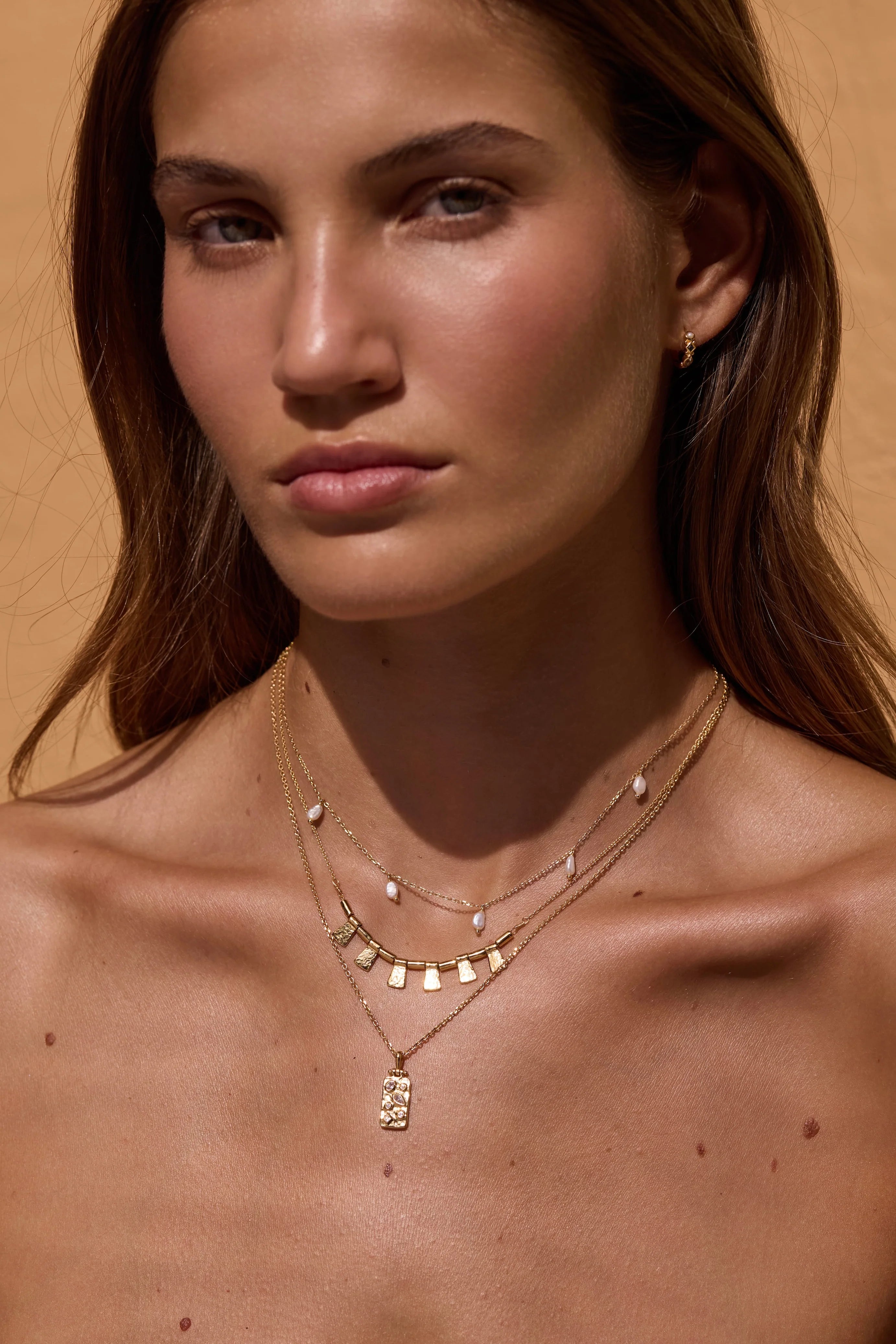 Pearl Drop Gold Necklace - Roma Gift & Gourmet