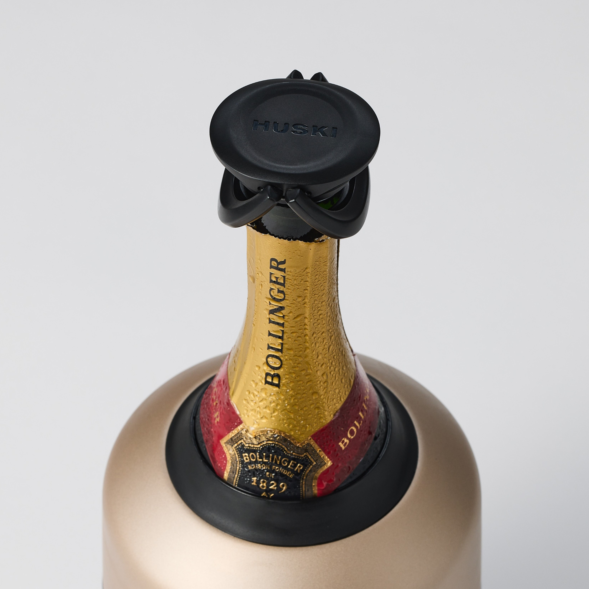 Huski BubbleLock™ Bottle Stopper - Roma Gift & Gourmet