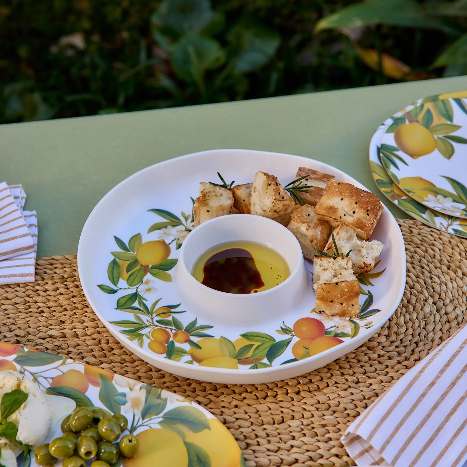 Citrus Grove Chip Dip Platter - Roma Gift & Gourmet