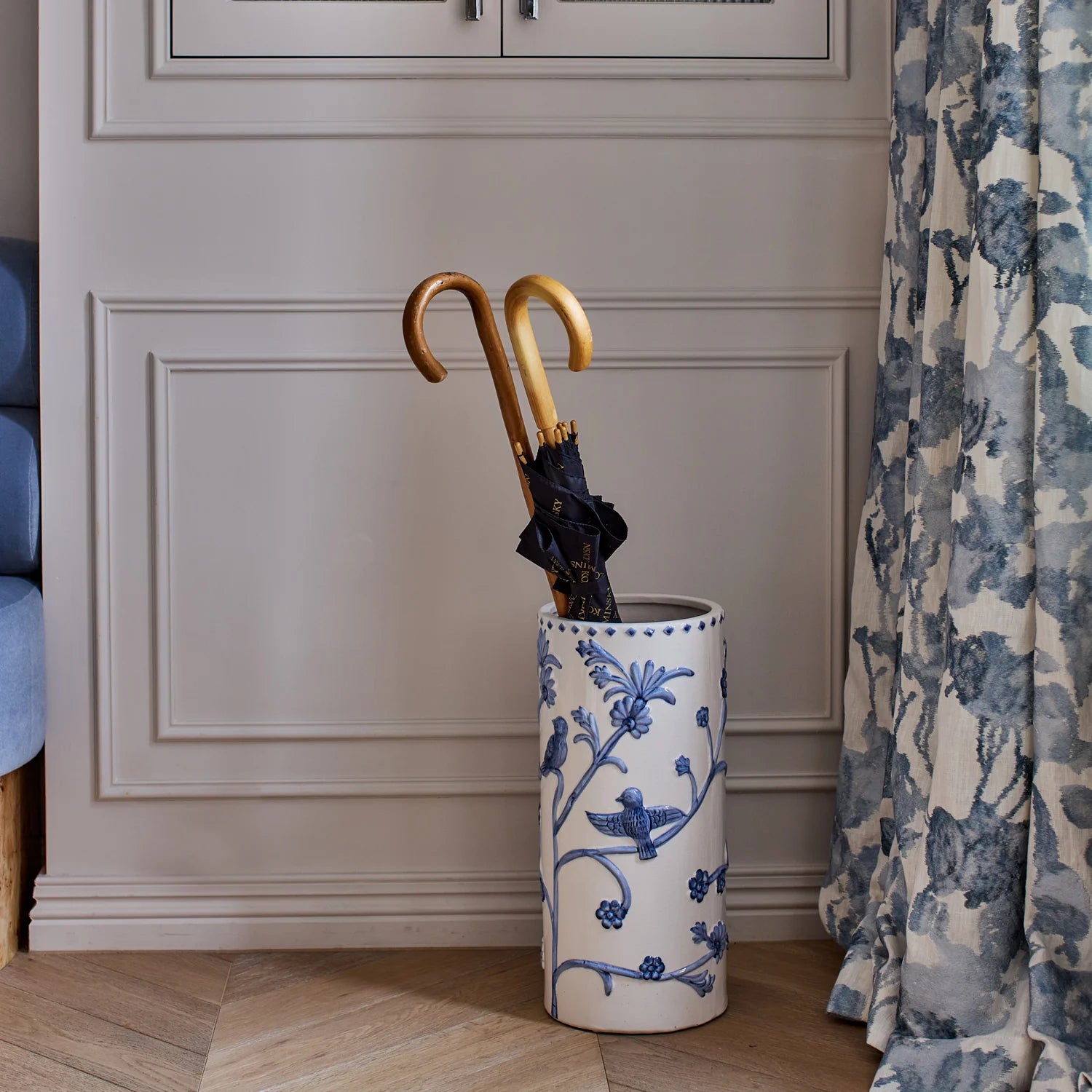 Lille White/Blue Embossed Umbrella Stand - Roma Gift & Gourmet