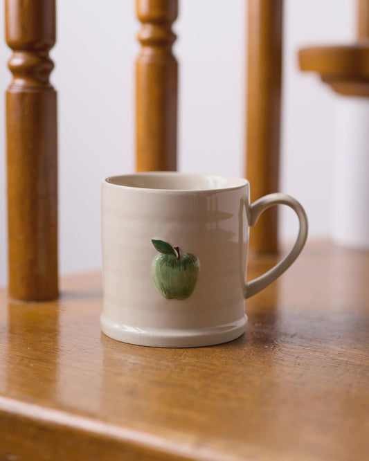 APPLE - LARGE FAVOURITE THINGS MUG