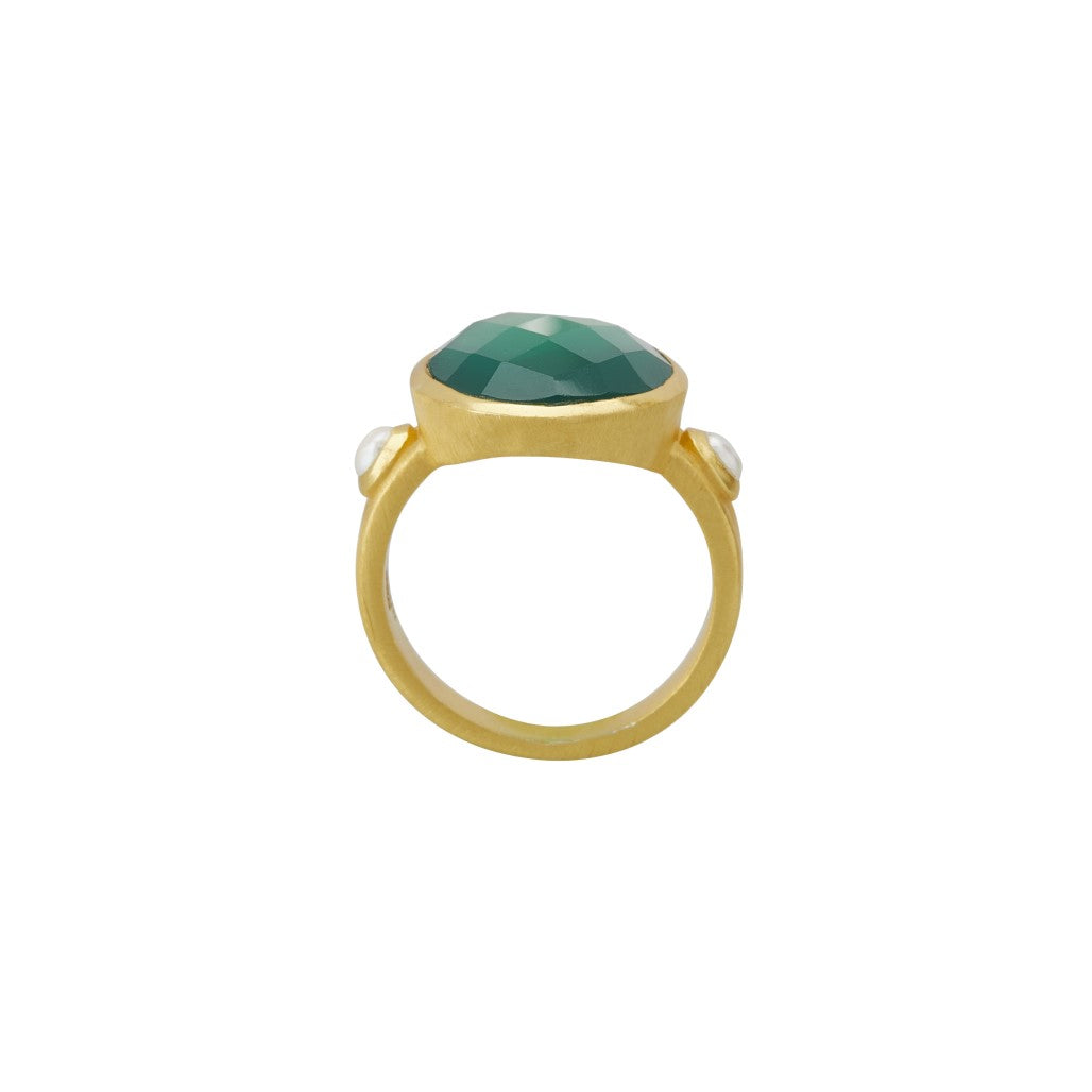 Wandering Soul Green Onyx & Pearl Gold Ring