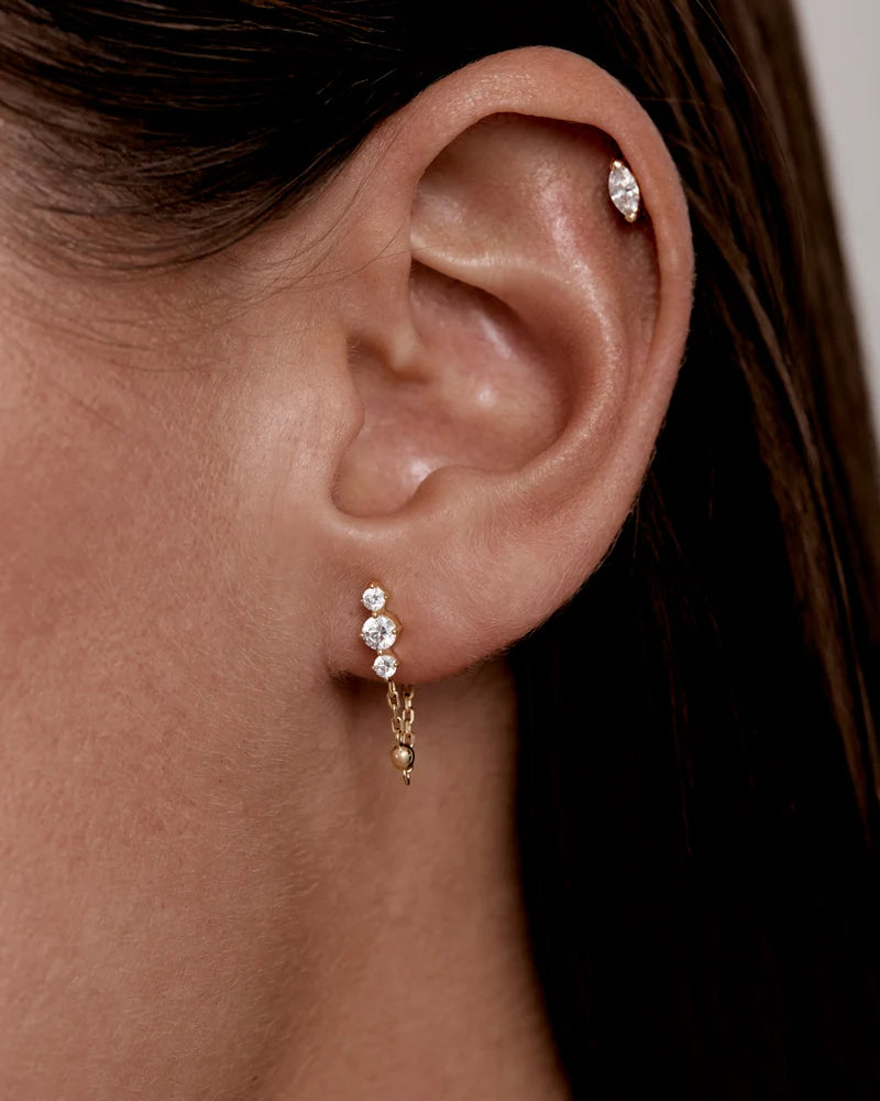 In the Stars Chain Huggie Earrings
