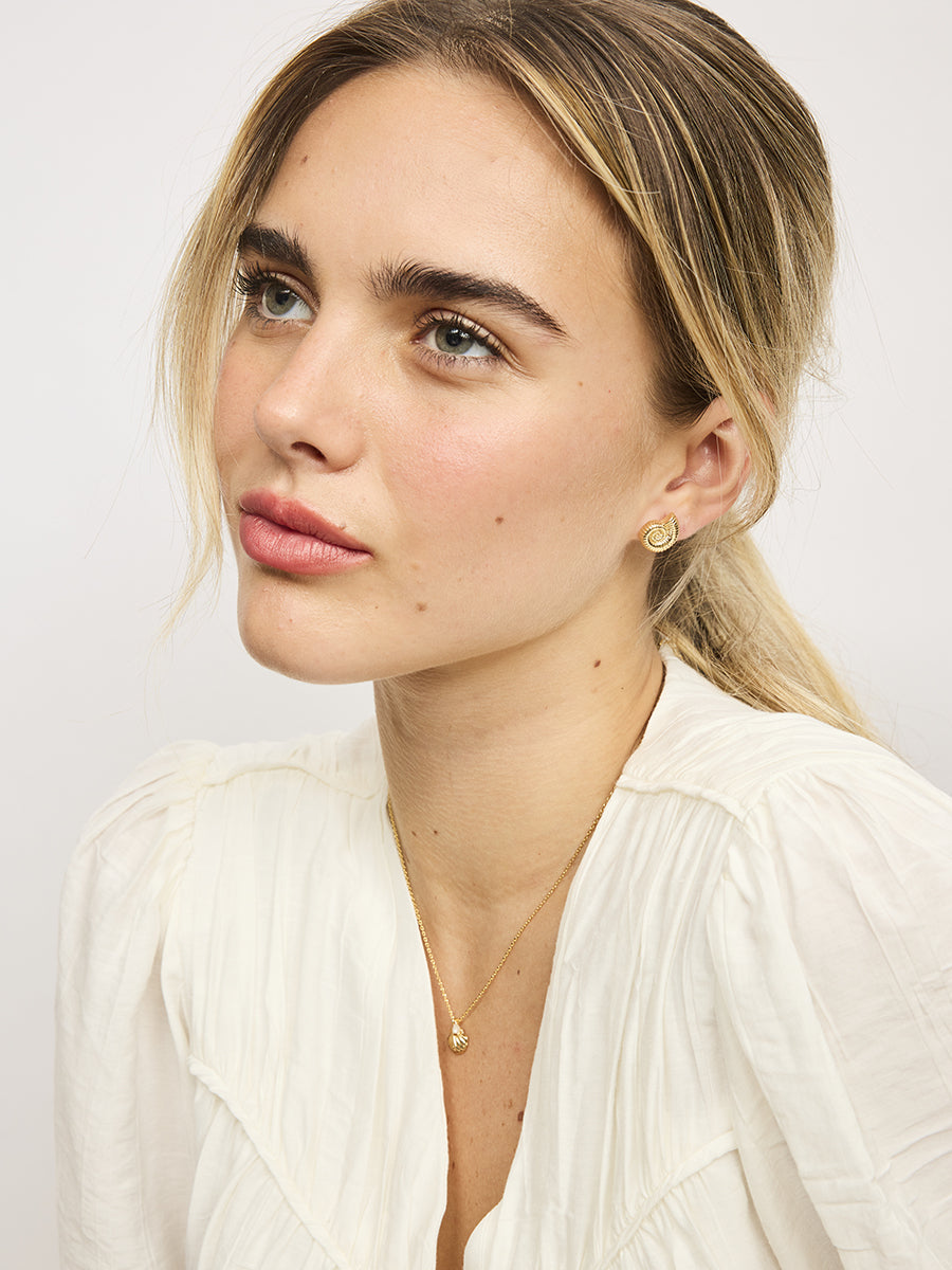 Gold Sundial Shell Earring