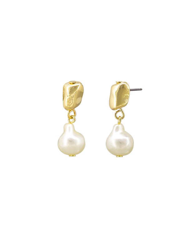 Water Drop Pearl Earring