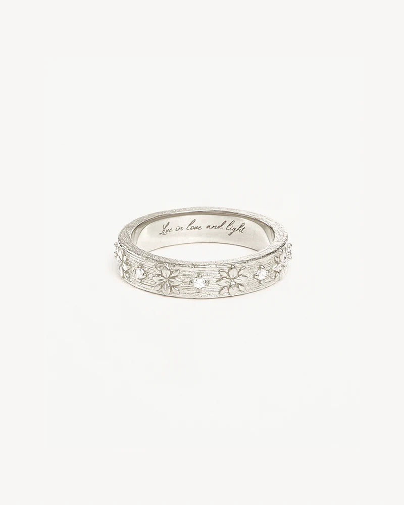 Live in Grace Ring - Roma Gift & Gourmet